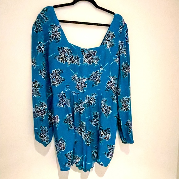 EXPRESS Tropical Button Front Romper NEW - size M - Picture 3 of 4